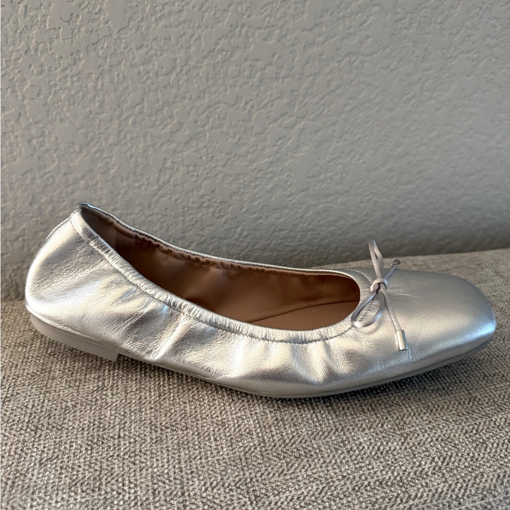 Stuart Weitzman Bardot Bow Ballet Flats